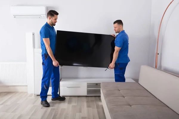 Entrega del televisor reparado&nbsp;